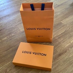AUTHENTIC Louis Vuitton Tote Bag and Box